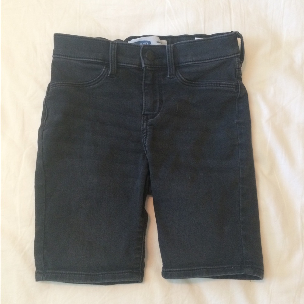 Old Navy bermuda shorts